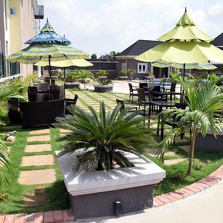 Westbrook Hotel Owerri 외부 사진