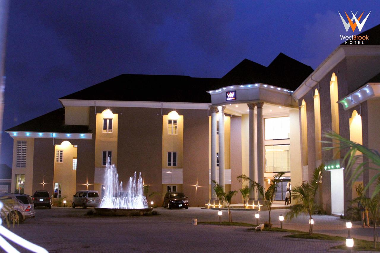 Westbrook Hotel Owerri 외부 사진