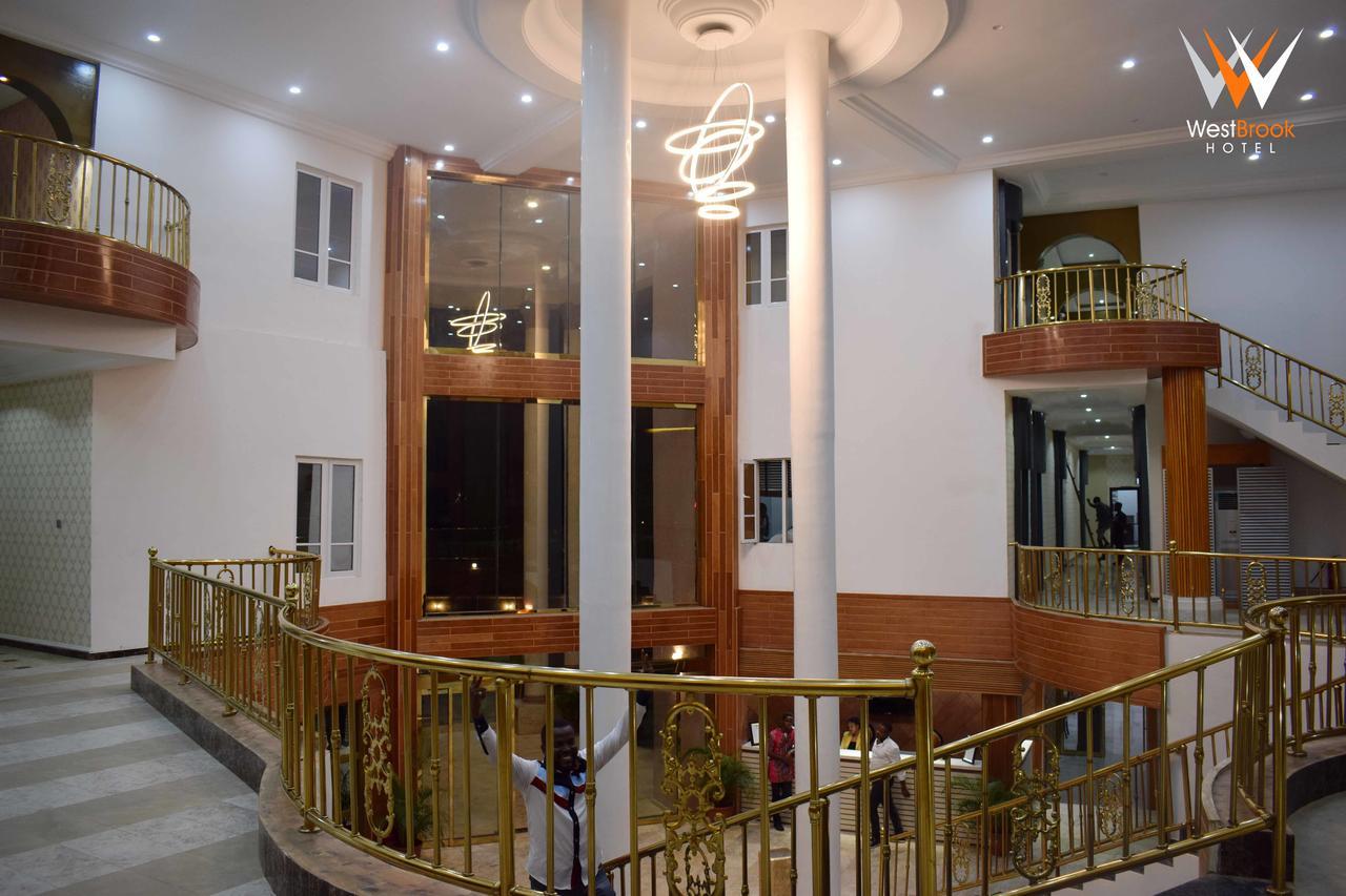 Westbrook Hotel Owerri 외부 사진