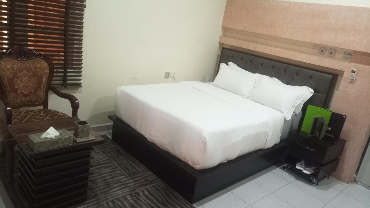 Westbrook Hotel Owerri 외부 사진